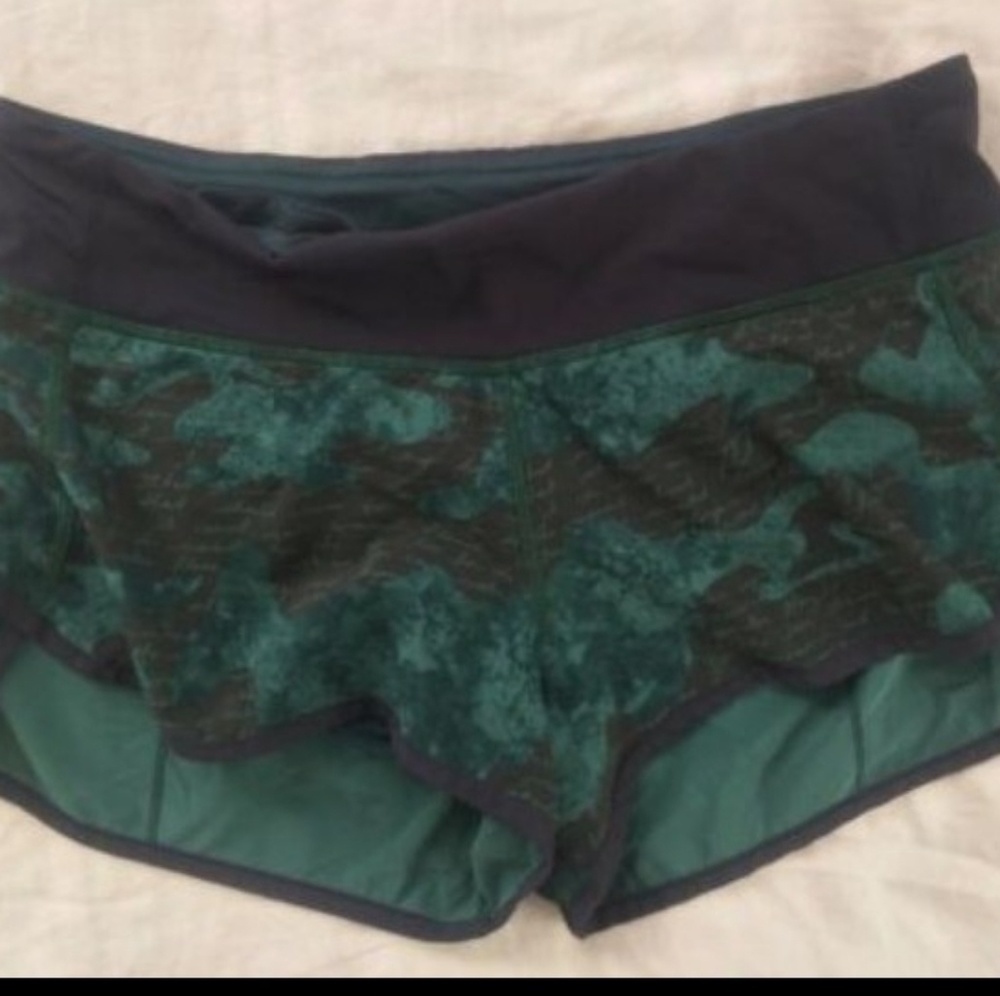 Lululemon Speed Shorts (Manifesto Camo)